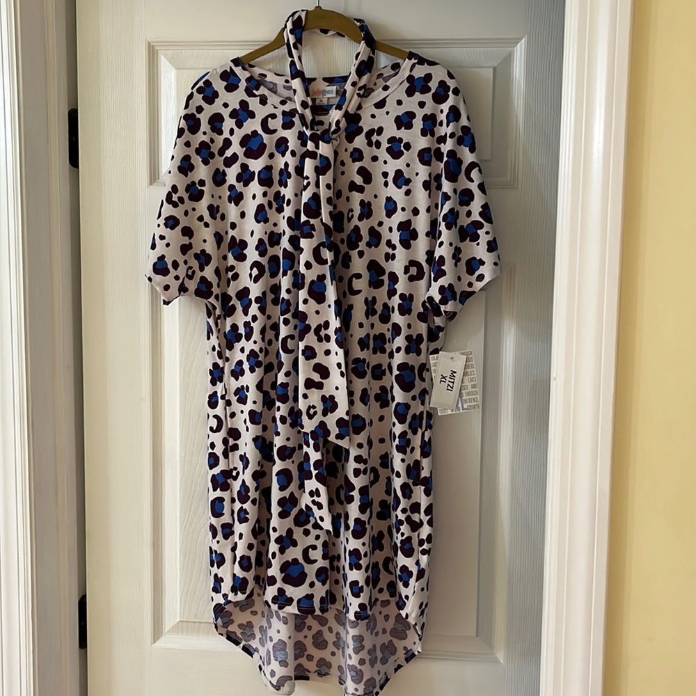 NWT Lularoe Mitzi - size XL